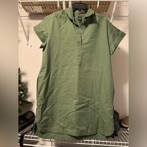 Gap shirt dress with pockets!